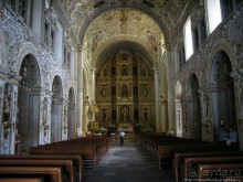 Место, где растет уахе возле святого холма