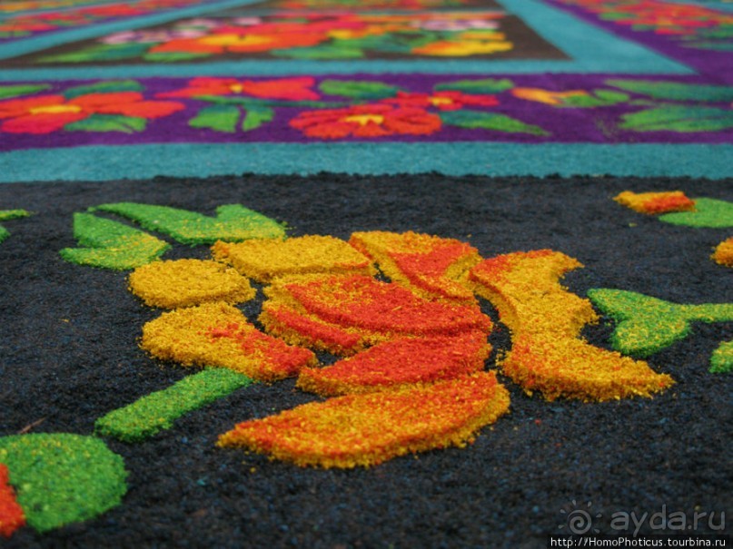 Старая Гватемала и действующий вулкан