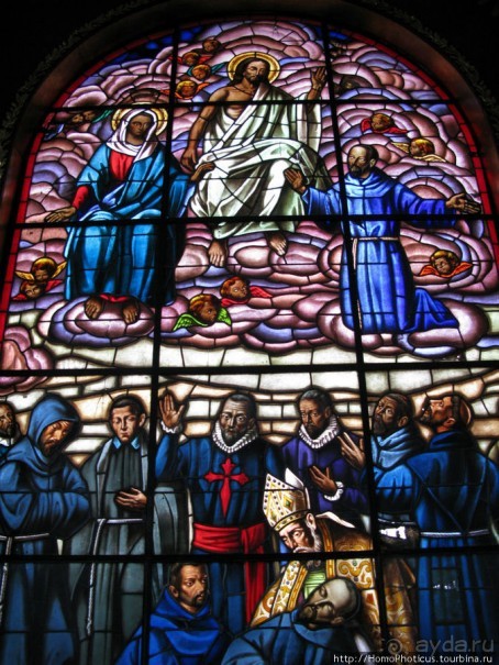 Старая Гватемала и действующий вулкан