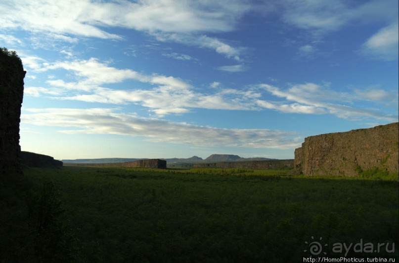 След коня Одина