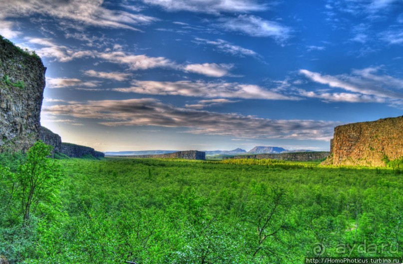 След коня Одина