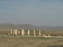 Персия: Мейбод и прочие развалины