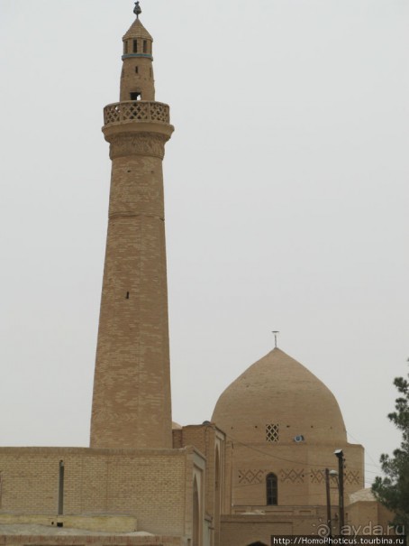 Персия: Мейбод и прочие развалины