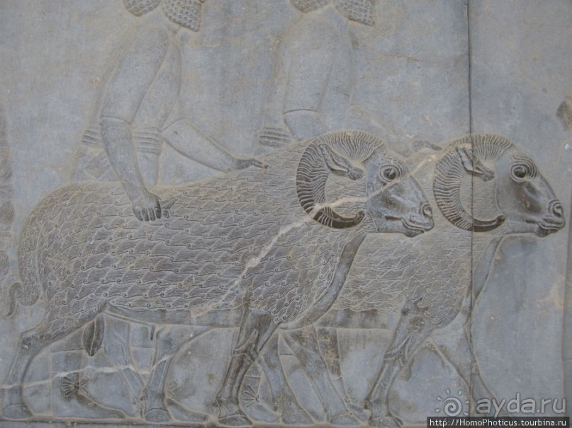 Персия: Мейбод и прочие развалины