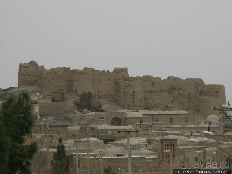 Персия: Мейбод и прочие развалины