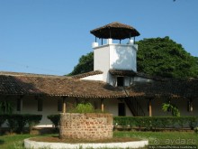 Старейший город Центральной Америки на берегу сладкого моря