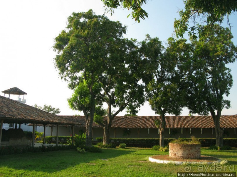 Старейший город Центральной Америки на берегу сладкого моря