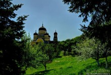 Две истории одного монастыря