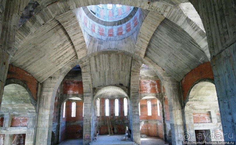 Две истории одного монастыря