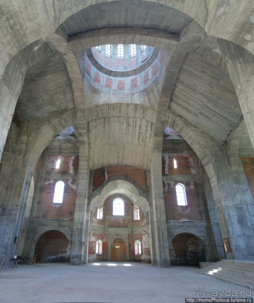 Две истории одного монастыря