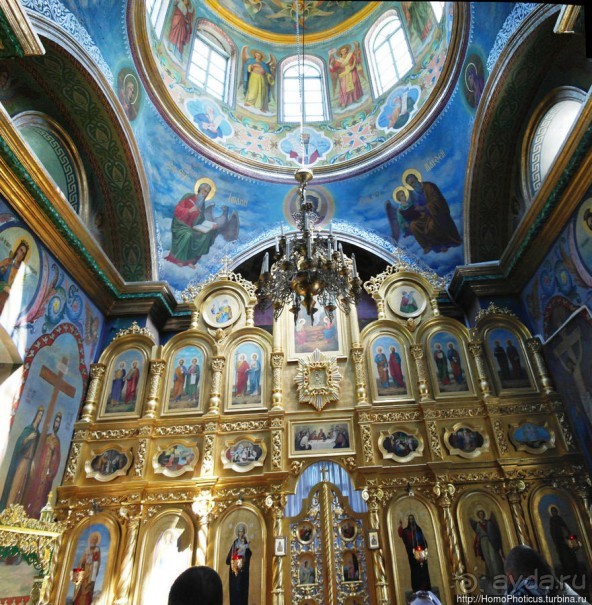 Две истории одного монастыря