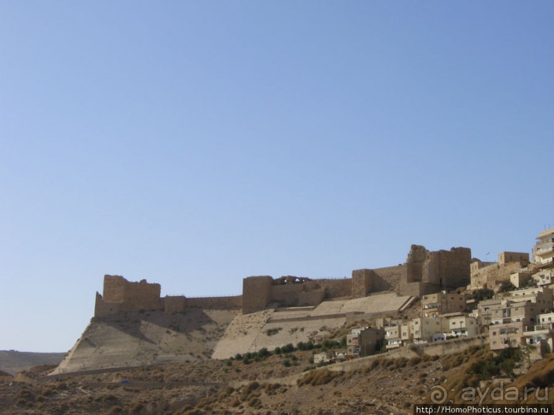 "Город, обнесенный стеной"