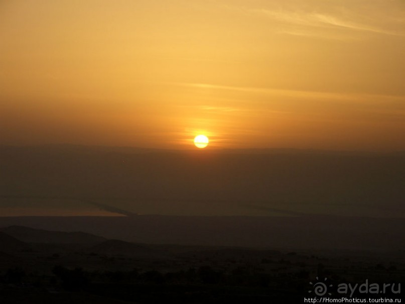 "Город, обнесенный стеной"