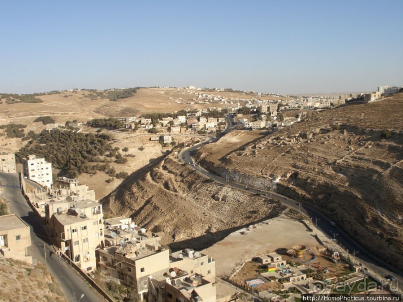 "Город, обнесенный стеной"