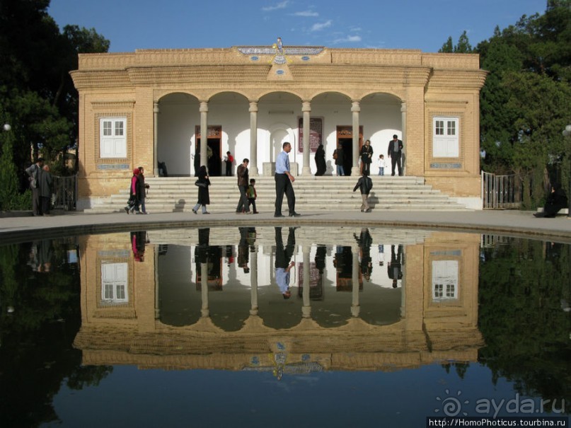 Персия, Язд (Йезд): оплот зороастрийцев.