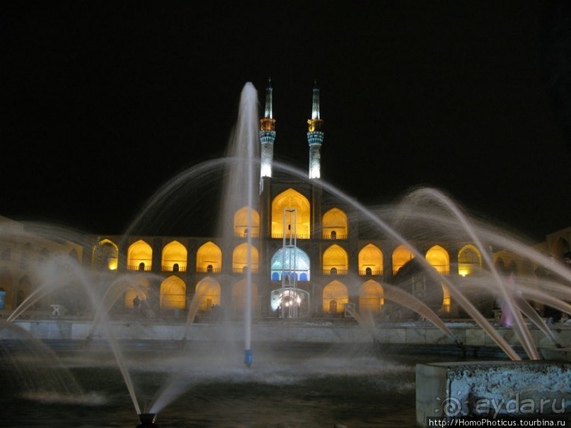 Персия, Язд (Йезд): оплот зороастрийцев.