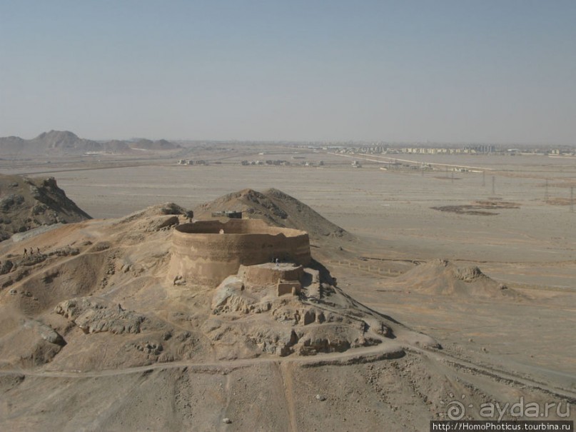 Персия, Язд (Йезд): оплот зороастрийцев.