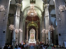 Дом у кактусовой скалы и место, где люди становятся богами