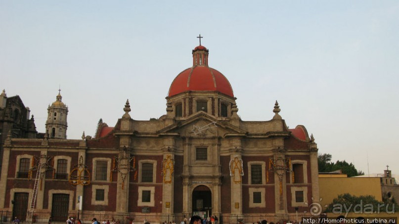 Дом у кактусовой скалы и место, где люди становятся богами