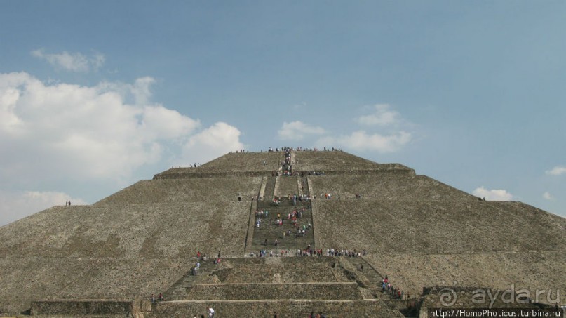 Дом у кактусовой скалы и место, где люди становятся богами