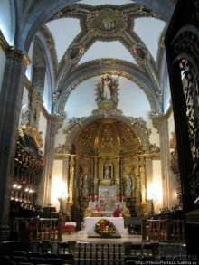 Дом у кактусовой скалы и место, где люди становятся богами