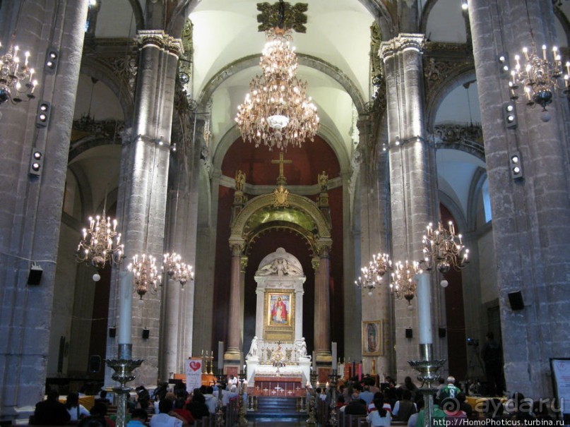 Дом у кактусовой скалы и место, где люди становятся богами