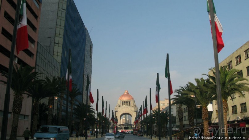 Дом у кактусовой скалы и место, где люди становятся богами