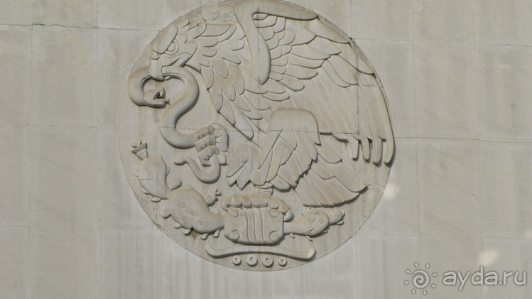 Дом у кактусовой скалы и место, где люди становятся богами