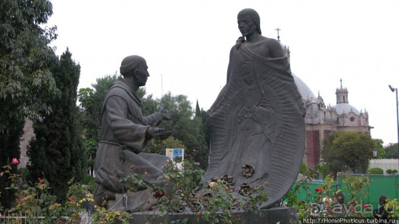 Дом у кактусовой скалы и место, где люди становятся богами