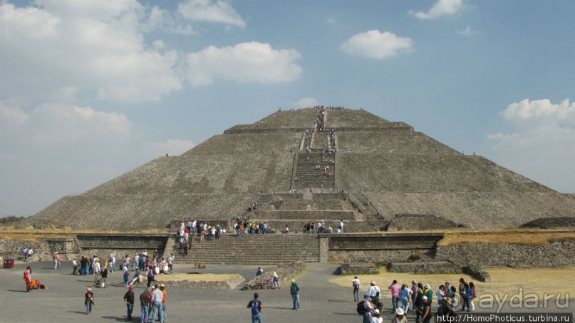 Дом у кактусовой скалы и место, где люди становятся богами