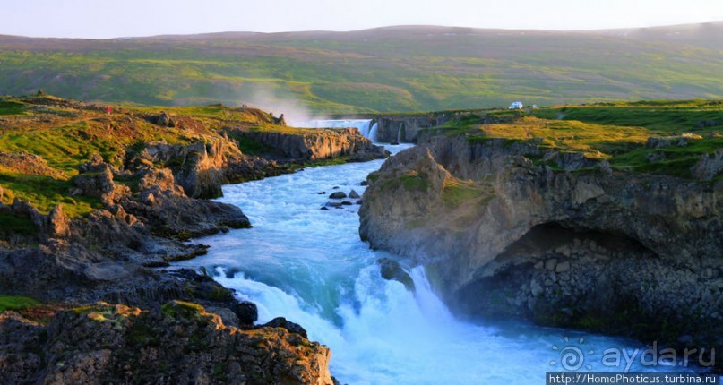 Водопад низвергнутых богов