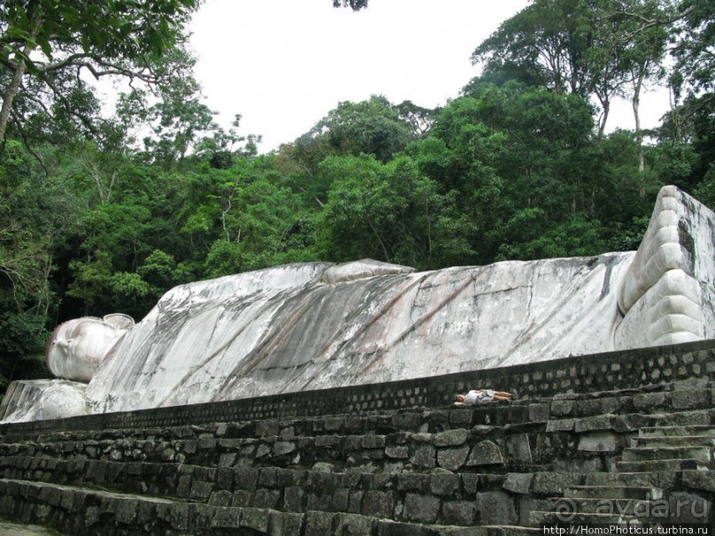 Шакьямуни на горе