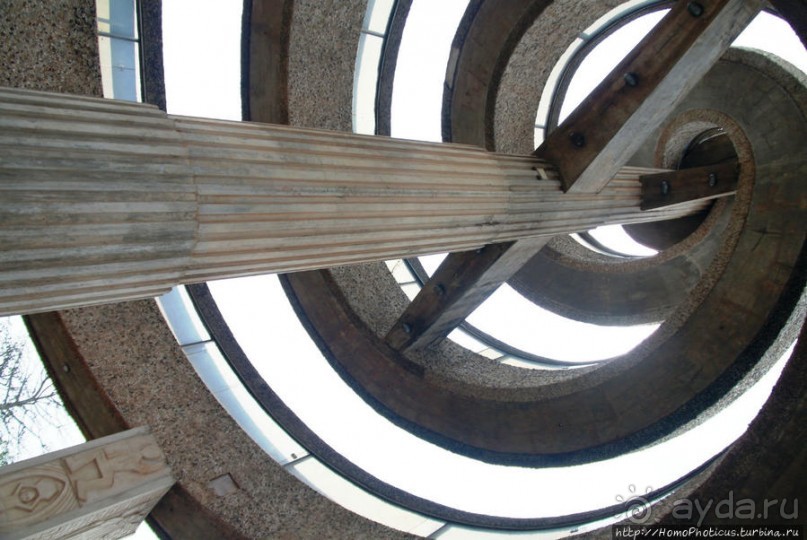 Если уж все равно попали в столицу Камеруна