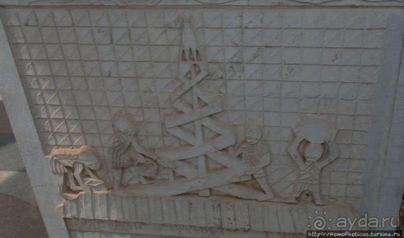 Если уж все равно попали в столицу Камеруна