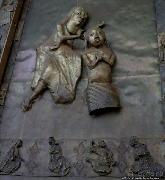 Если уж все равно попали в столицу Камеруна