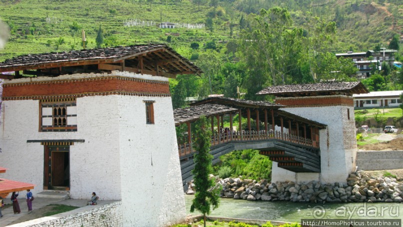 Страна Громового дракона. Часть III. Пунакха:облака и дзонги