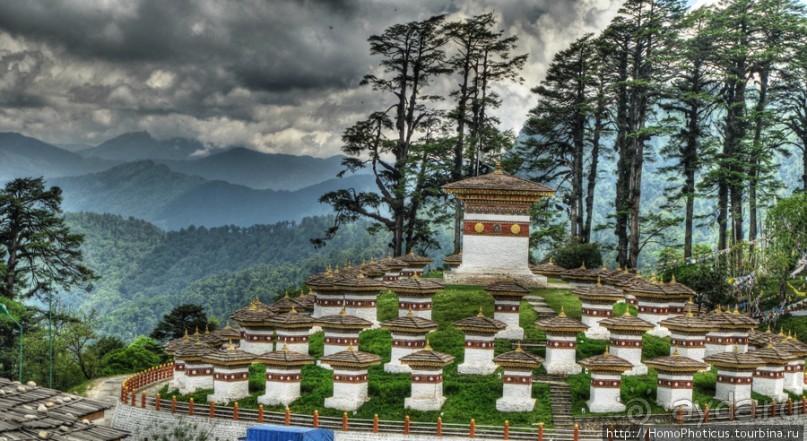 Страна Громового дракона. Часть III. Пунакха:облака и дзонги