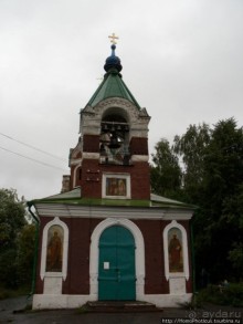 Полузатопленный город