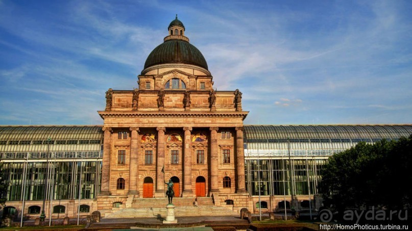 Мюнхен с земли и с высоты