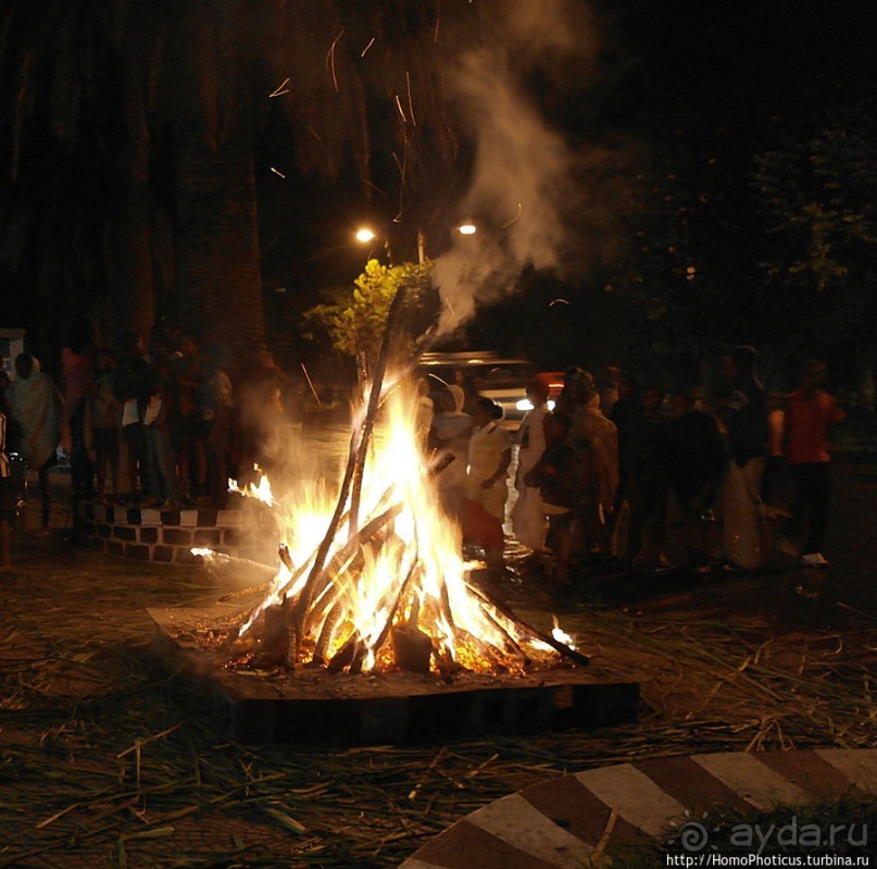 Обретение Креста. День первый