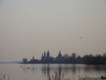 На берегу Неро