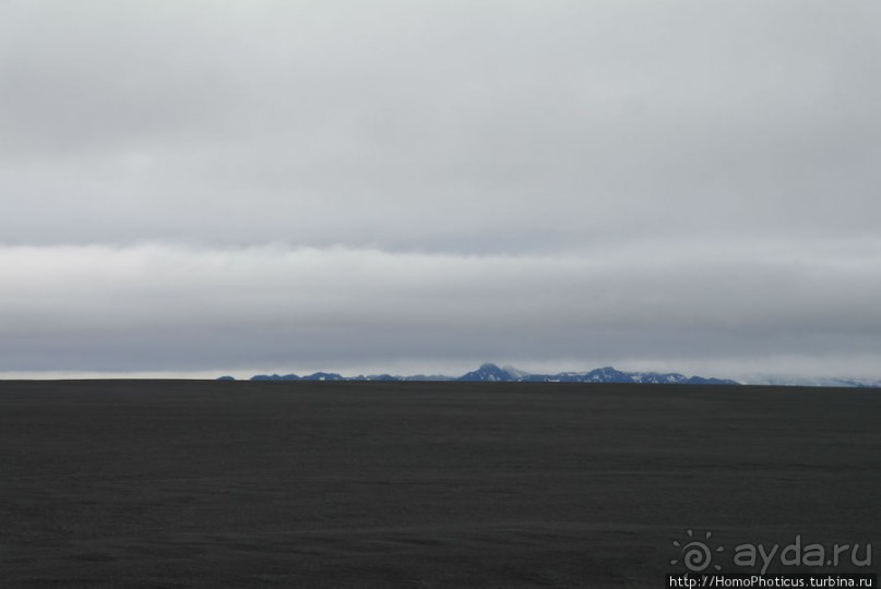 Центр Пустоты. Серое на черном