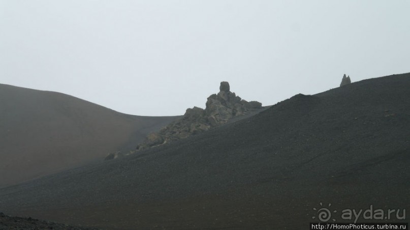 Центр Пустоты. Серое на черном