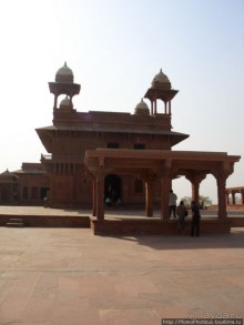 Альбом отзыва "Город победы, или потерянная столица"