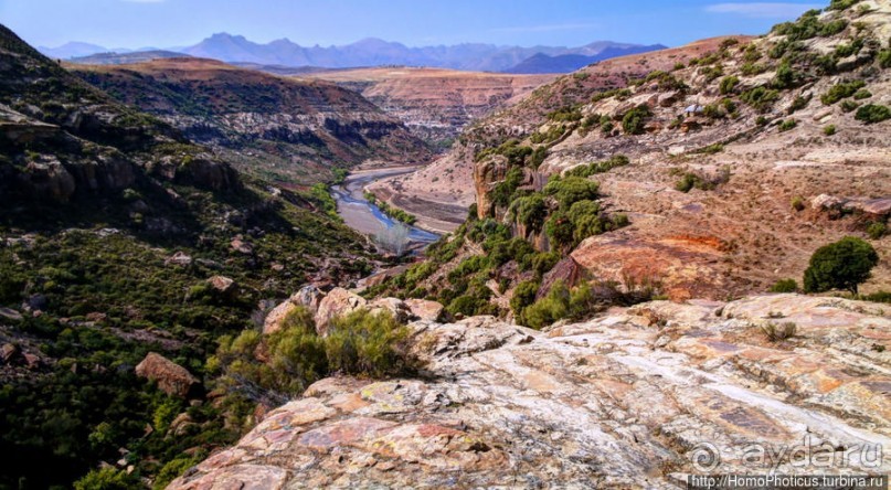 В чаше Драконовых гор: верхом на пони