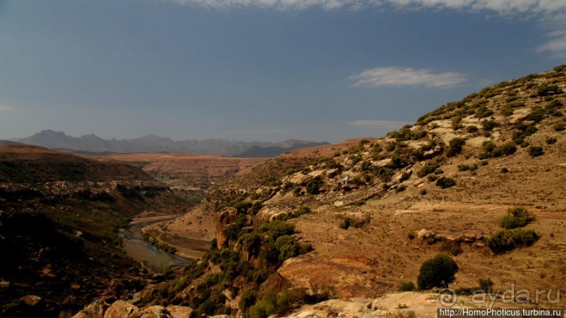 В чаше Драконовых гор: верхом на пони