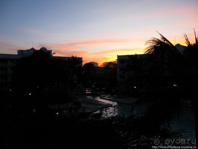 Канал и небоскребы