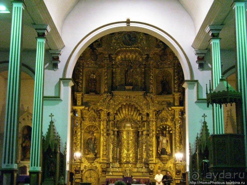 Канал и небоскребы