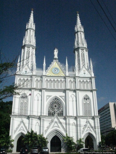 Канал и небоскребы