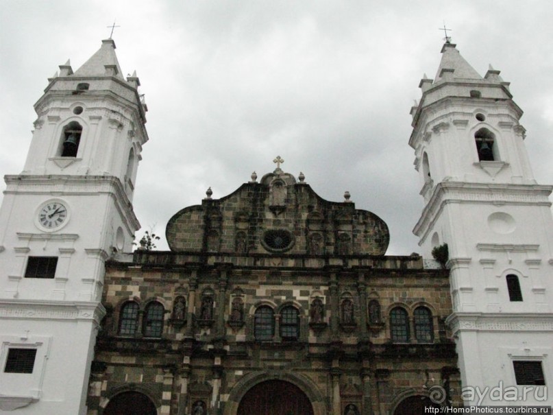 Канал и небоскребы